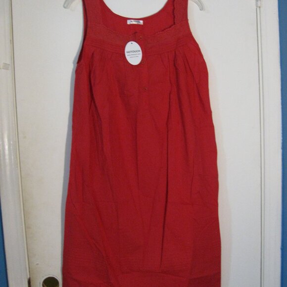 Hotouch Red Dress Small NWT $39 Lots of Embroidery Micro Pleats - Picture 1 of 5